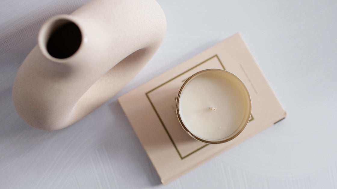 P&H Signature  Candle – Poi & Hun